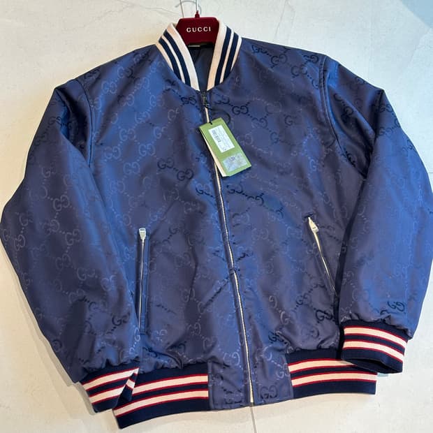 구찌 리버시블 나일론 캔버스 자켓 52사이즈