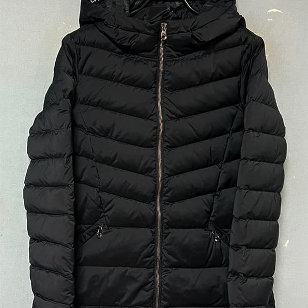 캘빈클라인 여자패딩점퍼 새상품 구스 블랙 M 95 66