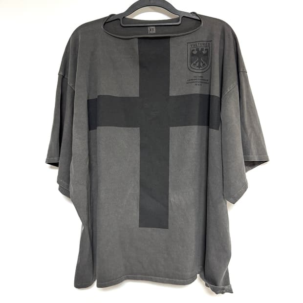 한정판 칸예 VULTURES 고양 크로스 반팔티 100-105 새상품