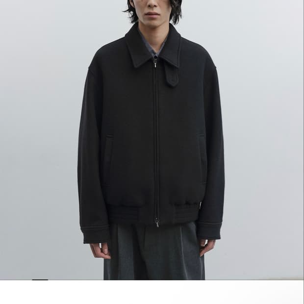 어나더오피스 Volume Blouson (Black)