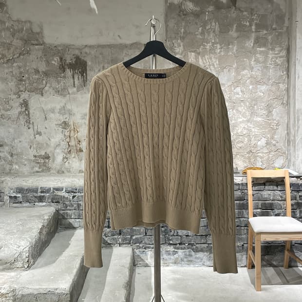 로렌 랄프로렌 블랙 라벨 베이지 퍼프 슬리브 케이블 스웨터