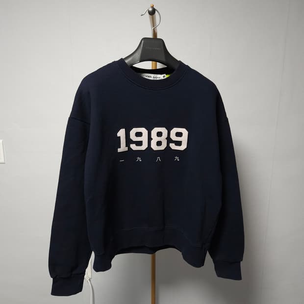 S ) 곤니치와 봉쥬르 1989 맨투맨 네이비