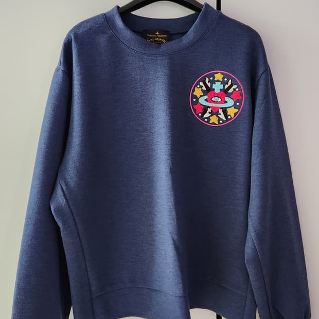 비비안웨스트우드 네이비 맨투맨 40