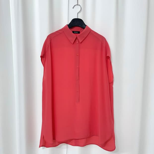MAX&co silk top