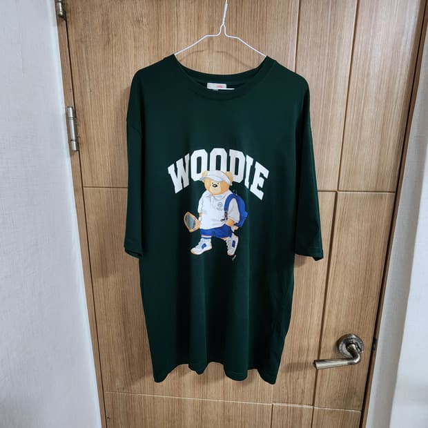 (XL)스파오 우디 반팔 티셔츠