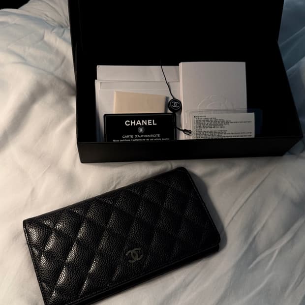 샤넬 장지갑 은장