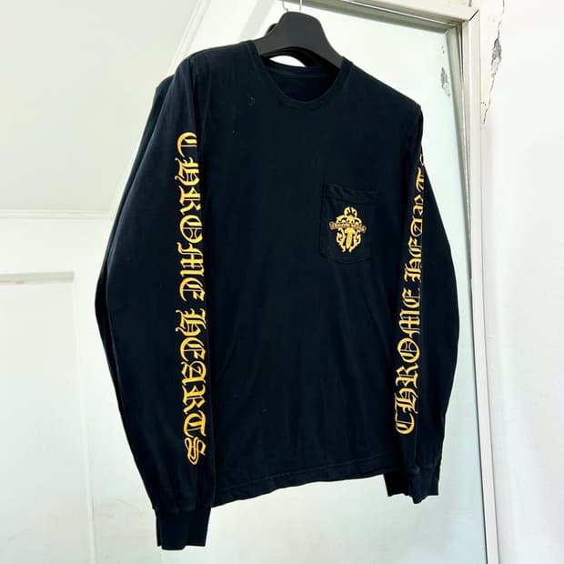 Chrome Hearts 대거 레터링 롤슬리브