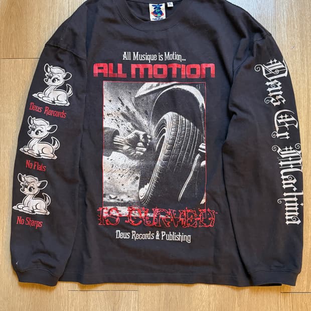 데우스 엑스 마키나 긴팔 티셔츠 XL