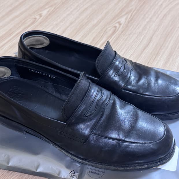 조셉트MORGAN BLACK [VIBRAM/HORSE LEATHER]