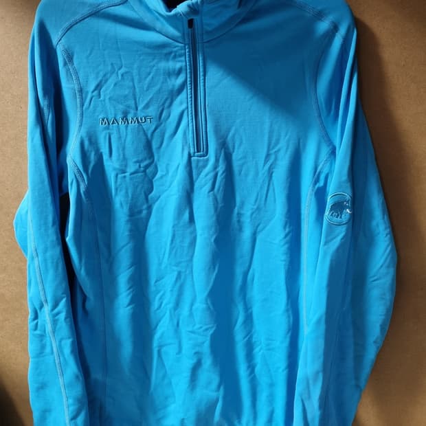 마무트 여성 반집업 기모 긴팔티 