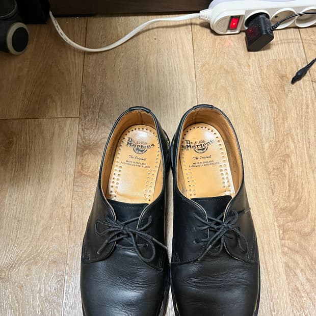 닥터마틴 1461 mie uk7 260판매