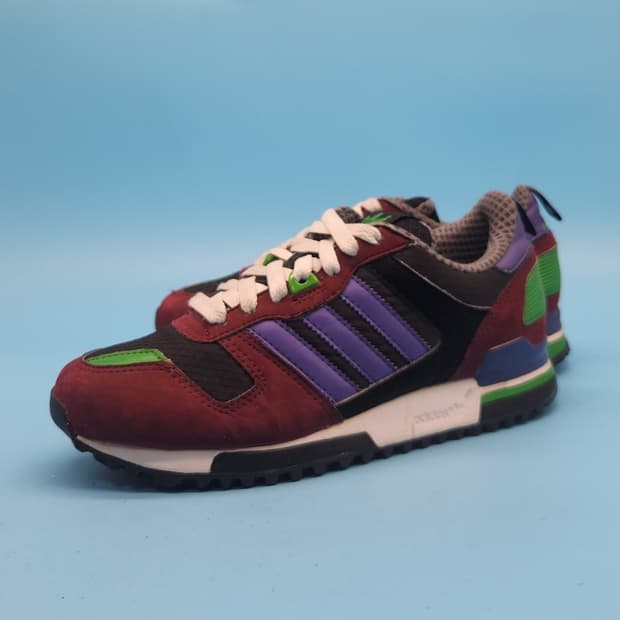 bb 아디다스 ZX 700 여성운동화 230