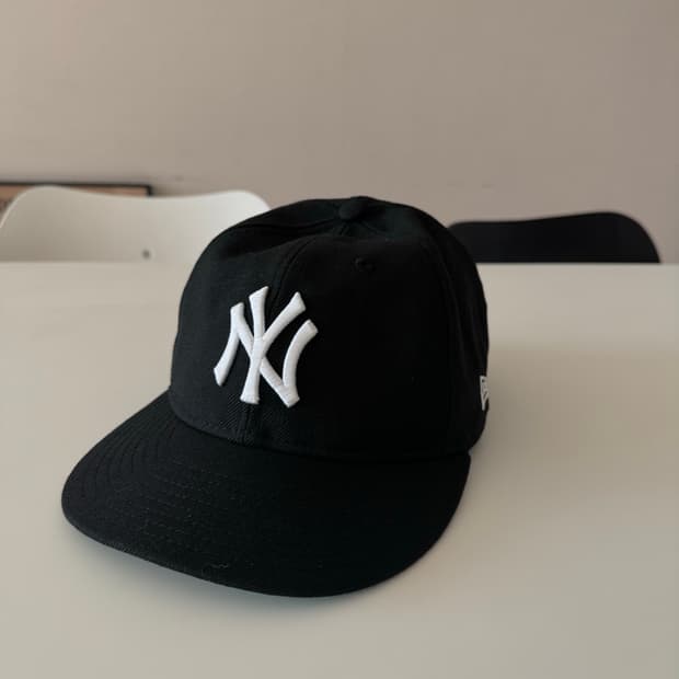 뉴에라 x 비이커 캡 (블랙, 새상품, 002사이즈)