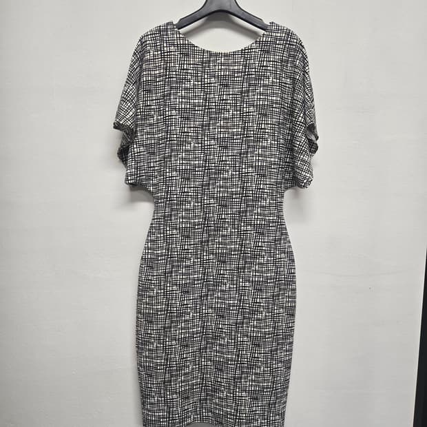 모조에스핀 원피스 