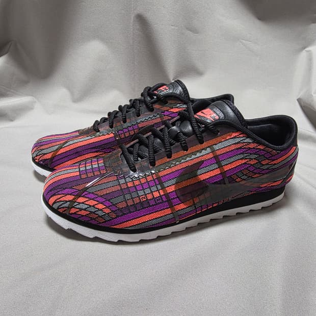 나이키 우먼스 코르테즈 울트라 자카드 [245mm]