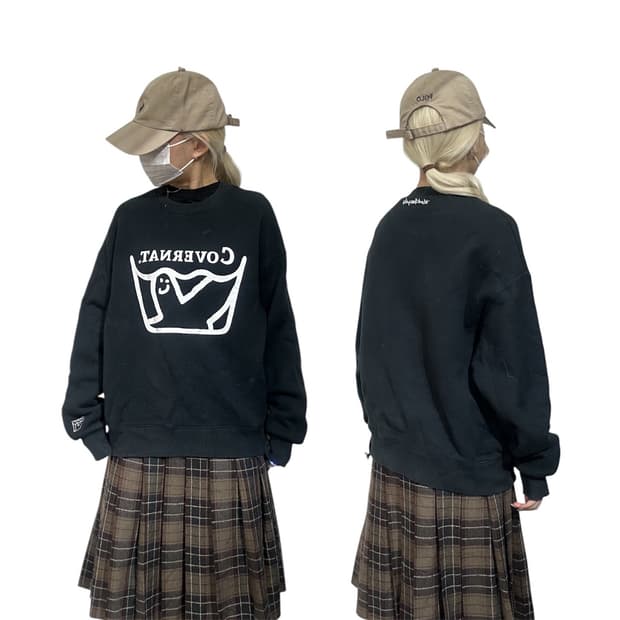 커버낫 블랙 화이트 빅 로고 맨투맨 S