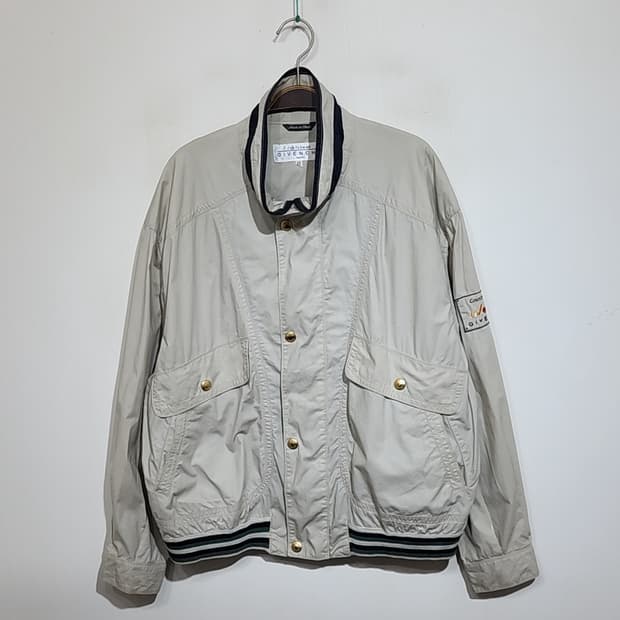 (L) 지방시 점퍼 금장단추 면자켓 이태리판 봄점퍼