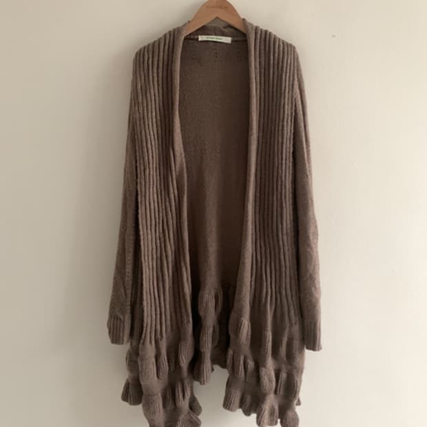 Muffler Collar Ruffle Cardigan