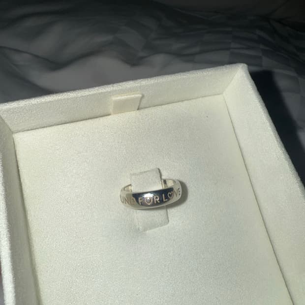 구찌 블라인드포러브 반지 판매합니다 
