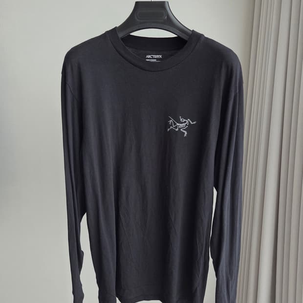 아크테릭스 티셔츠 XS