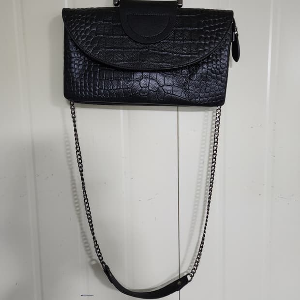 지센 블랙 악어 패턴 핸드백