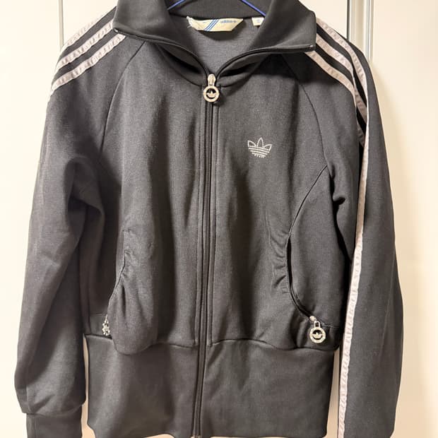 아디다스 트랙탑