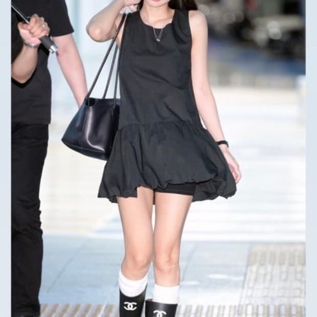 아모멘토 볼륨미니드레스 제니착용