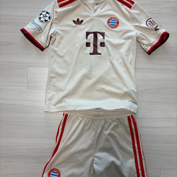 뮌헨 아디다스 키즈 유니폼 (공홈구매,케인마킹)