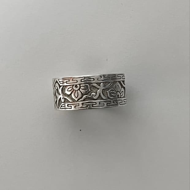 Vintage silver ring