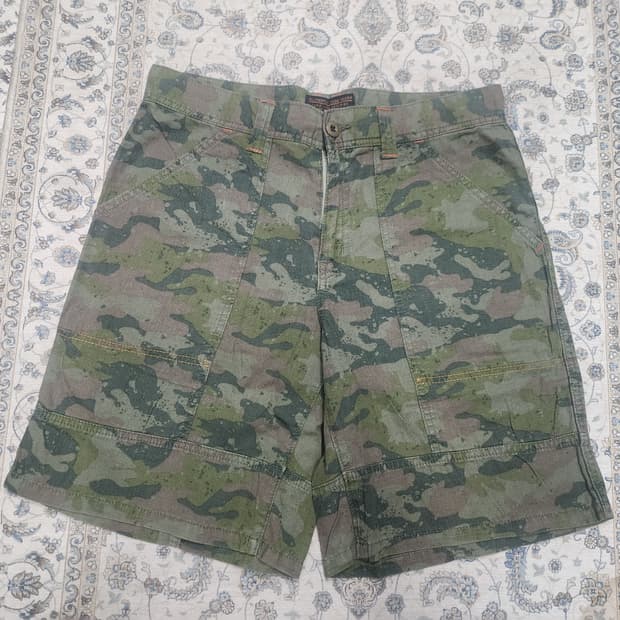 CUBE SUGAR 카모플라쥬 반바지 L (30-31사이즈)