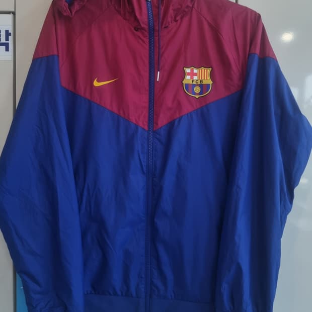 나이키 FC 바르셀로나 윈드러너 L