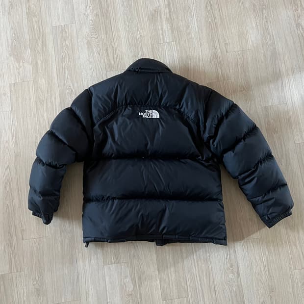 노스페이스 센터로고 M