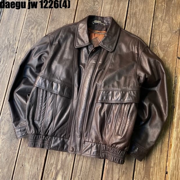 플레이보이 가죽자켓