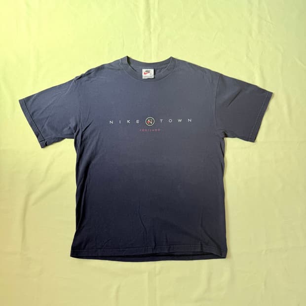 나이키 타운 포틀랜드 티셔츠 90-00s usa