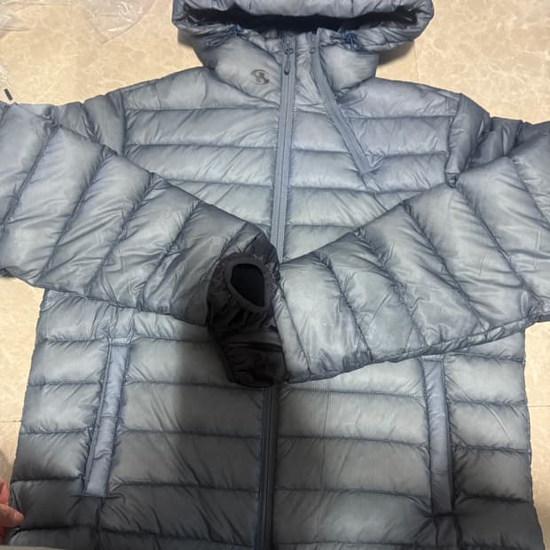 2사이즈 산산기어 서픽스 푸퍼 자켓 25FW 네이비