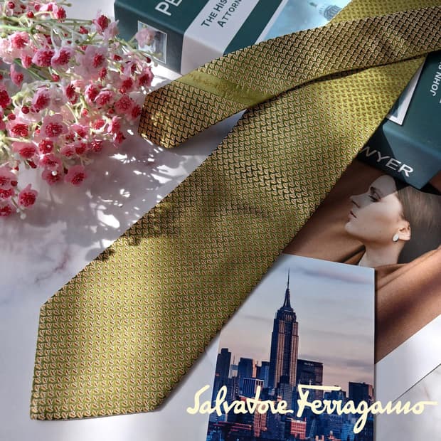 살바토레 페라가모 실크 패턴 넥타이 9.2cm S~A+등급 E757
