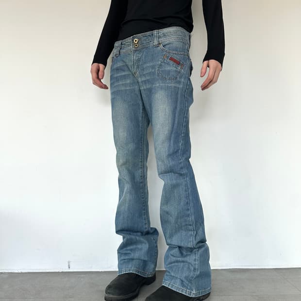 돌체앤가바나 2000s 워싱 부츠컷 플레어진