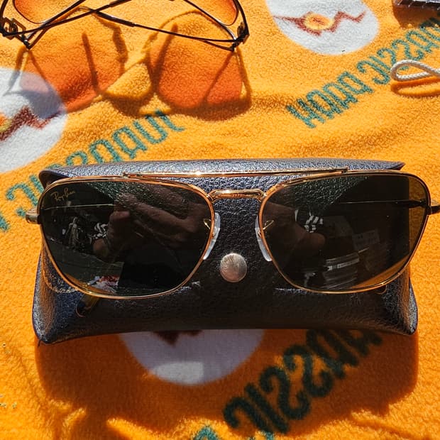 레이밴 뉴 카라반 선글라스 + 케이스