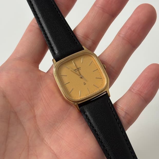 1980s Chariot Gold Square Quartz