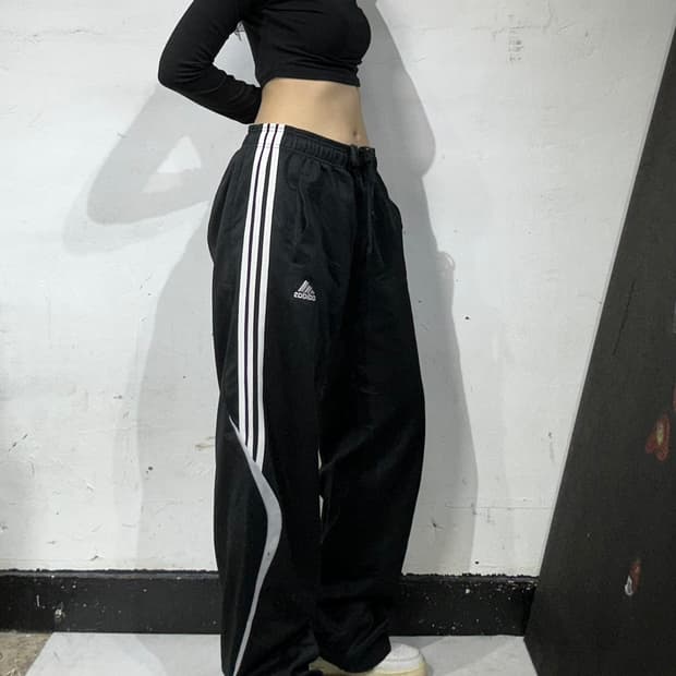 아디다스 블랙 화이트 삼선 와이드 트레이닝 팬츠 L