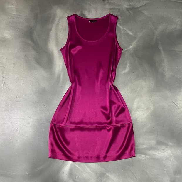  띠어리 벨벳 슬리브리스 원피스 y16408