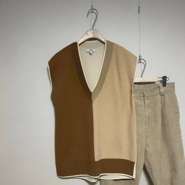 cos 코스 니트조끼 니트베스트