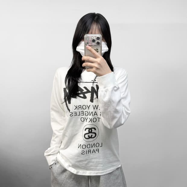 스투시 월드투어 롱슬리브 화이트