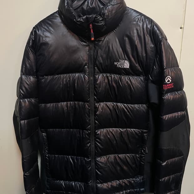 노스페이스 구스경량 써밋800