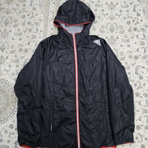 아디다스 후드 경량 패딩 M