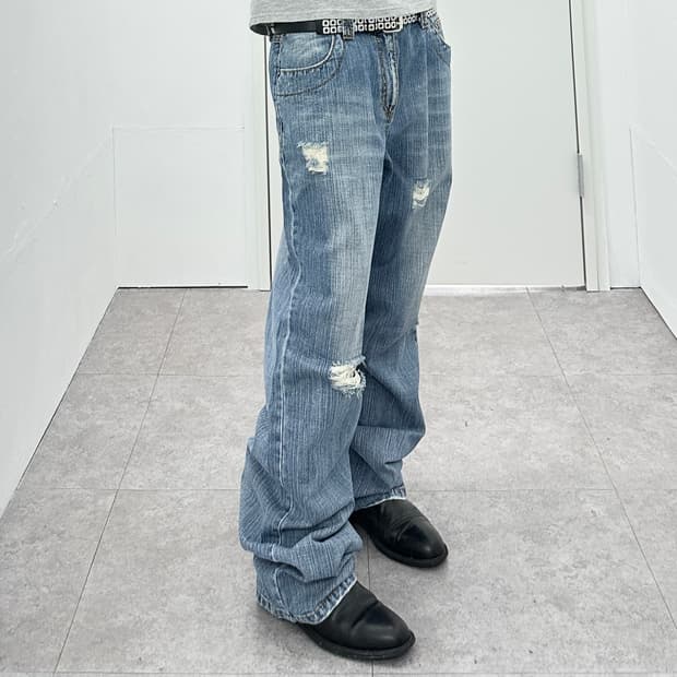 Lts destroyed denim sagging jeans