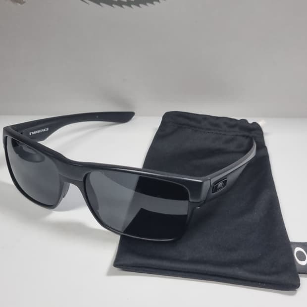 오클리 투페이스 스틸