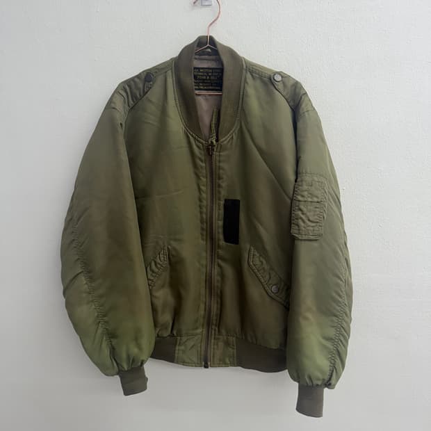 vtg john&bill 존빌 ma-1 올리브 클래식 점퍼 m