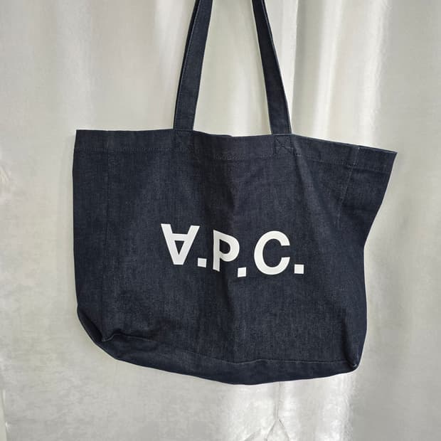 A.P.C 데님 토트백 (1526)