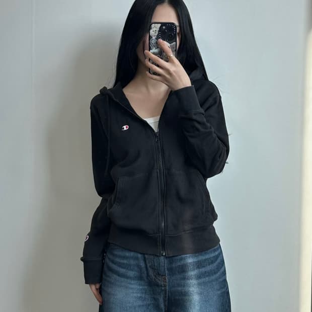 챔피온 자수로고 블랙 후드집업